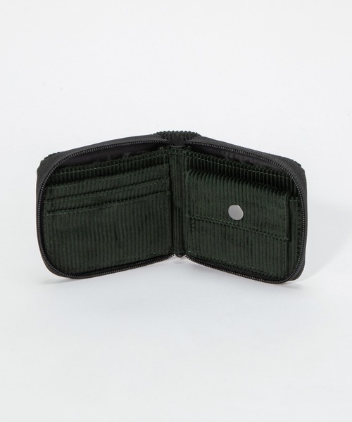 Carhartt WIP(カーハートダブリューアイピー)の「CARHARTT WIP FLINT ZIP WALLETカーハート ワークインプログレス フリントジップ 2つ折り 財布(財布・メンズ・ブラウン/その他1/ダークグリーン/マルチ/その他2/ダークブルー・FREE)」の14枚目の写真