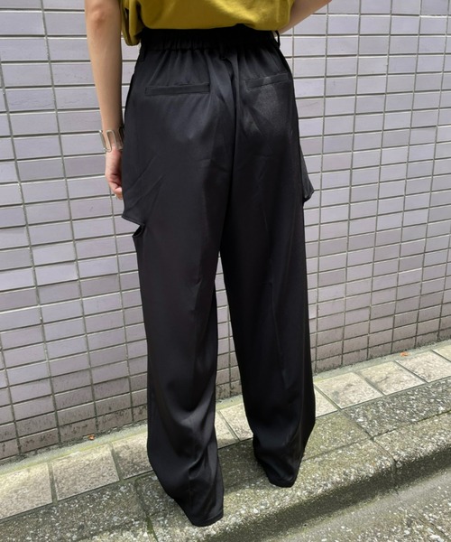 AIC. エーアイシー シースルー切替トップス/センタースリットスラックス AIC. エーアイシー シースルー切替トップス/センタースリット