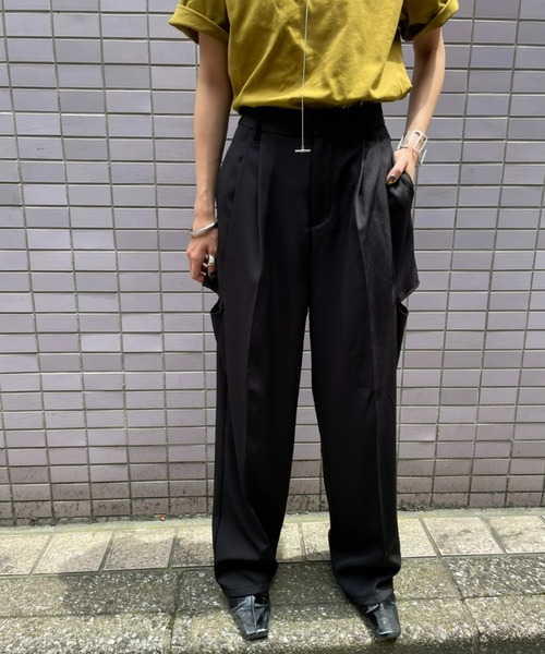 ブラックカットアウトワイドレッグパンツ ブラックカットアウトワイドレッグパンツ