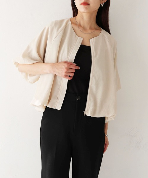 HER CLOSET(ハークローゼット)の「【Vingtrois】バルーンブルゾントップス(シャツ/ブラウス・レディース・ブラック/ライトベージュ/ライトカーキ・M)」の2枚目の写真