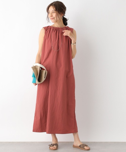 LEPSIM(レプシィム)の「バックデザインノースリワンピ 906183(ワンピース・レディース・ブラック/ベージュ/ブラウン・FREE)」の17枚目の写真