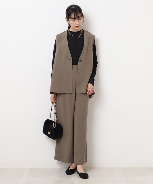 DRESKIP（ドレスキップ）の「◆3シーズン活躍！ しぼしぼハイネックトップス（Tシャツ/カットソー・レディース・オフホワイト/ブルー/ライトグレー/ブラック・02/04/03）」の17枚目の写真