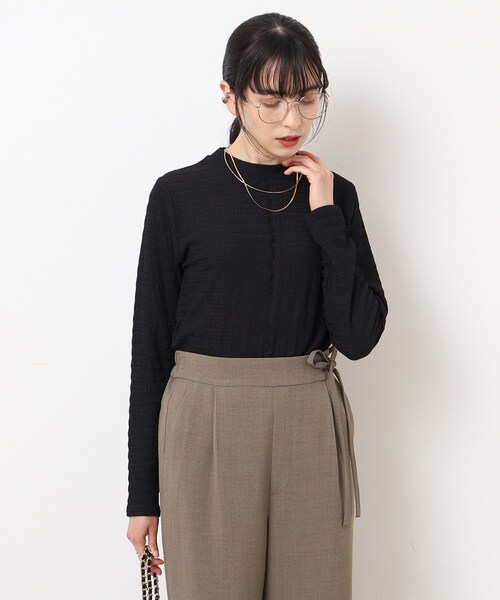 DRESKIP（ドレスキップ）の「◆3シーズン活躍！ しぼしぼハイネックトップス（Tシャツ/カットソー・レディース・オフホワイト/ブルー/ライトグレー/ブラック・02/04/03）」の20枚目の写真