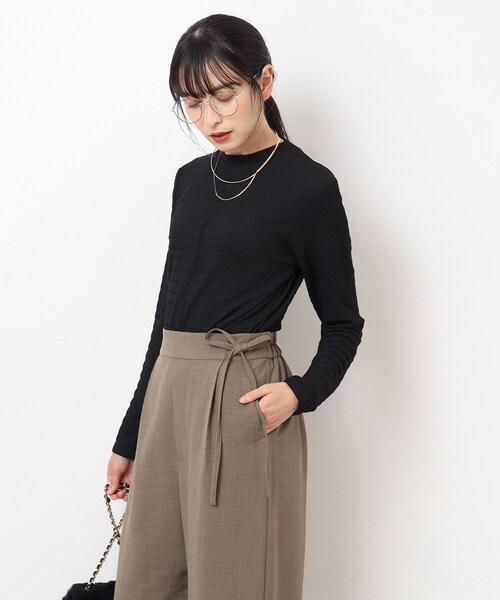 DRESKIP（ドレスキップ）の「◆3シーズン活躍！ しぼしぼハイネックトップス（Tシャツ/カットソー・レディース・オフホワイト/ブルー/ライトグレー/ブラック・02/04/03）」の21枚目の写真