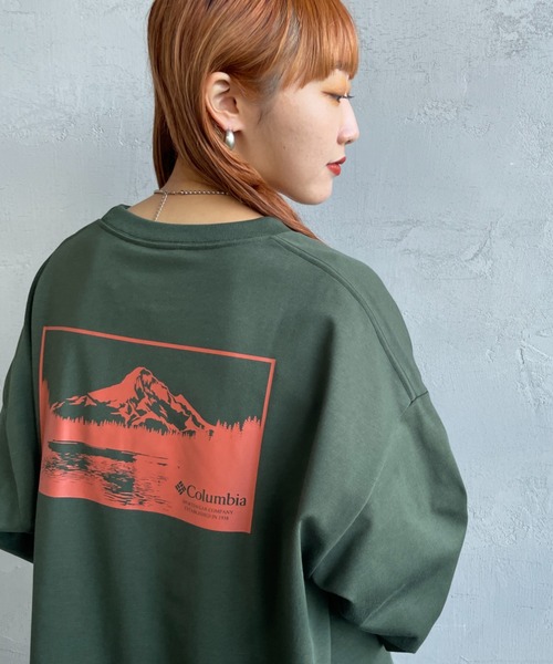 Columbia（コロンビア）の「【WEB限定】[Columbia/コロンビア] Mount Hood バックグラフィック プリントTシャツ（Tシャツ/カットソー・レディース・ダークグリーン/ホワイト/ブラック・M/L）」の3枚目の写真