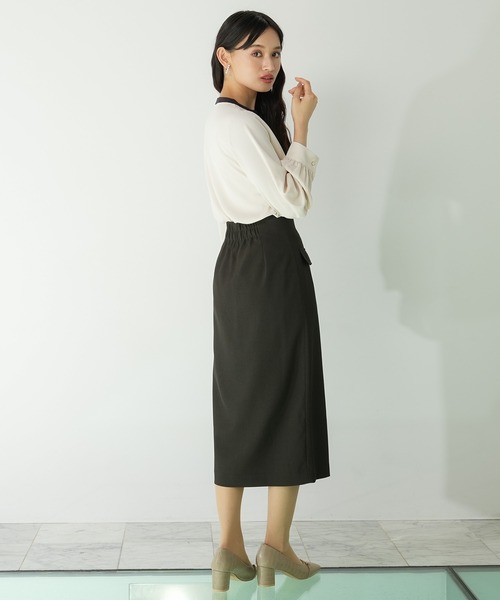 TRUDEA（トルディア）の「金具使い配色ブラウス（シャツ/ブラウス・レディース・チャコールグレー/ベージュ/ネイビー/ホワイト/ラベンダー・SMALL/MEDIUM/LARGE）」の13枚目の写真