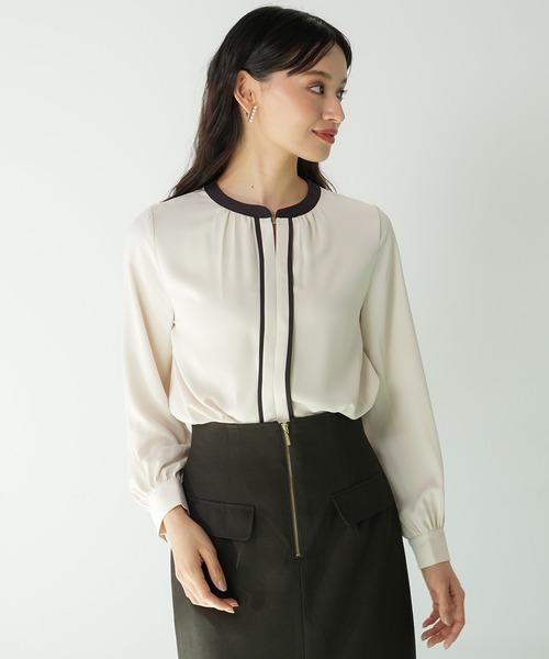 TRUDEA（トルディア）の「金具使い配色ブラウス（シャツ/ブラウス・レディース・チャコールグレー/ベージュ/ネイビー/ホワイト/ラベンダー・SMALL/MEDIUM/LARGE）」の10枚目の写真