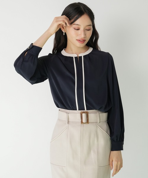 TRUDEA（トルディア）の「金具使い配色ブラウス（シャツ/ブラウス・レディース・チャコールグレー/ベージュ/ネイビー/ホワイト/ラベンダー・SMALL/MEDIUM/LARGE）」の16枚目の写真