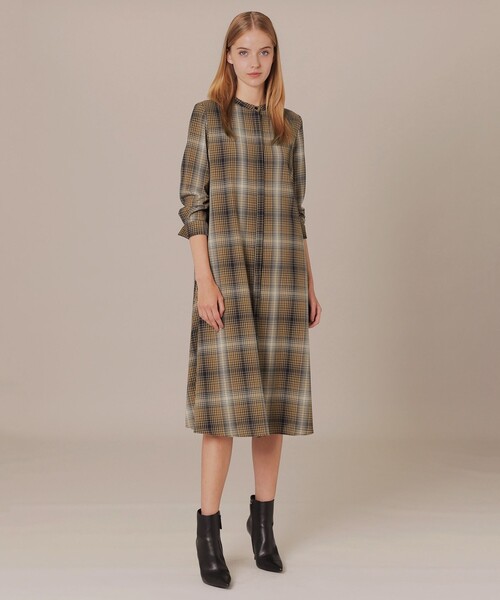 MACKINTOSH LONDON(マッキントッシュ ロンドン)の「オンブレーチェックウールワンピース(ワンピース・レディース・ベージュ系その他・38/40)」の3枚目の写真