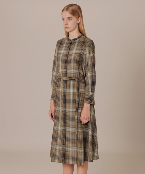 MACKINTOSH LONDON(マッキントッシュ ロンドン)の「オンブレーチェックウールワンピース(ワンピース・レディース・ベージュ系その他・38/40)」の4枚目の写真