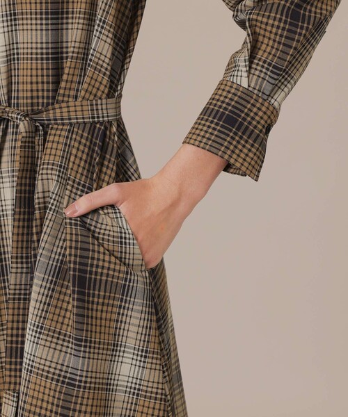 MACKINTOSH LONDON(マッキントッシュ ロンドン)の「オンブレーチェックウールワンピース(ワンピース・レディース・ベージュ系その他・38/40)」の9枚目の写真