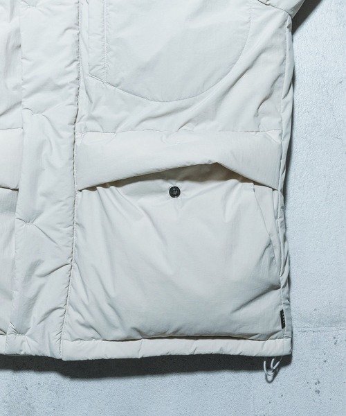 EKAL（エカル）の「ALLIED　ダウンジャケット（ダウンジャケット/コート・レディース・グレイッシュベージュ/ブラック・ONE SIZE）」の15枚目の写真