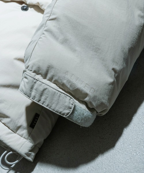 EKAL（エカル）の「ALLIED　ダウンジャケット（ダウンジャケット/コート・レディース・グレイッシュベージュ/ブラック・ONE SIZE）」の14枚目の写真