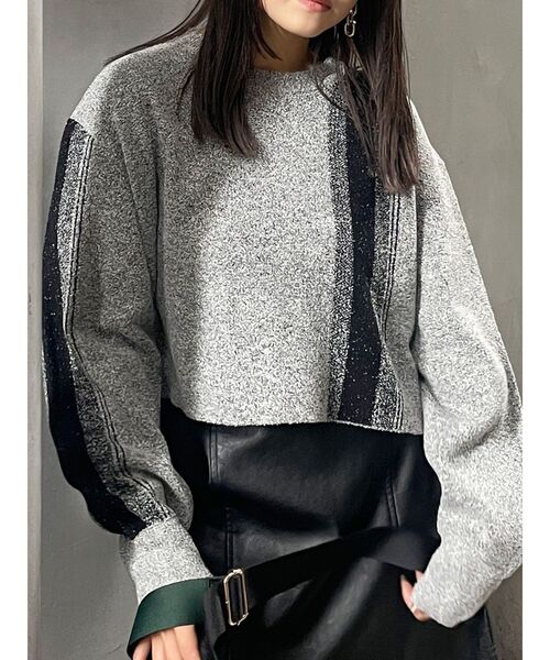 MURUA（ムルーア）の「ループヤーンボトルネックトップス（ニット/セーター・レディース・ブラック/グレー/ブルー/ダークオレンジ・FREE）」の2枚目の写真