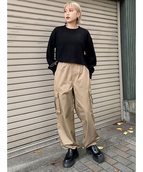 MURUA（ムルーア）の「ループヤーンボトルネックトップス（ニット/セーター・レディース・ブラック/グレー/ブルー/ダークオレンジ・FREE）」の9枚目の写真