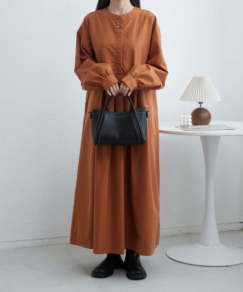 MAISON DE THERESE(メゾン ド テレーズ)の「ハーフボタン ボリュウームワンピース シャツワンピース(シャツワンピース・レディース・ブラック/ベージュ/グレー/ブラウン・L/M/S)」の16枚目の写真