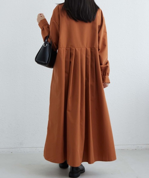 MAISON DE THERESE(メゾン ド テレーズ)の「ハーフボタン ボリュウームワンピース シャツワンピース(シャツワンピース・レディース・ブラック/ベージュ/グレー/ブラウン・L/M/S)」の13枚目の写真
