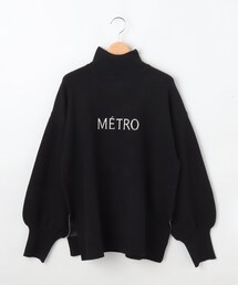 qout ボリューム袖ハイネックニット