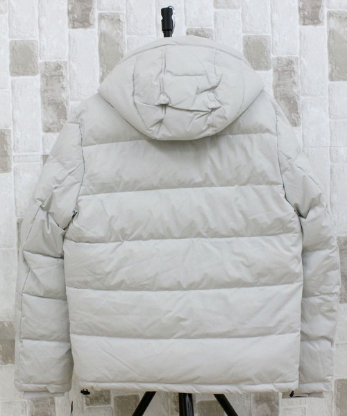 TOMMY HILFIGER(トミーヒルフィガー)の「ソフトシェルパフォーマンス フーデッドボンバージャケット(ダウンジャケット/コート・メンズ・ブラック/ホワイト系/ダークオリーブ・S/M/L/XL)」の5枚目の写真
