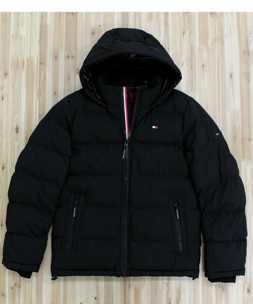 TOMMY HILFIGER(トミーヒルフィガー)の「ソフトシェルパフォーマンス フーデッドボンバージャケット(ダウンジャケット/コート・メンズ・ブラック/ホワイト系/ダークオリーブ・S/M/L/XL)」の8枚目の写真