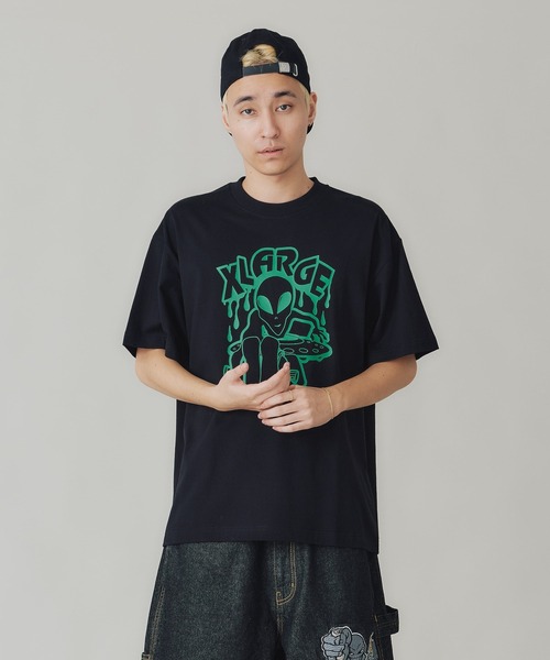 XLARGE（エクストララージ）の「ALIEN SPRAYER S/S TEE（Tシャツ/カットソー・メンズ・ブラック/パープル/ホワイト・XL/S/M/L）」の11枚目の写真
