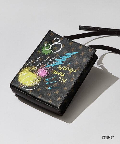 Disney（ディズニー）の「◆ディズニーカプセルコレクション モノグラムショルダーバッグ（ショルダーバッグ・レディース・ブラック系4/ダークブラウン系4/ダークブラウン系3/ブラック系3・00）」の4枚目の写真