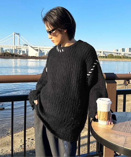 sedacle（セダクル）の「配色ハンドステッチダメージニット（ニット/セーター・メンズ・グレー/ネイビー/ブラック・MEDIUM/SMALL/LARGE）」の7枚目の写真