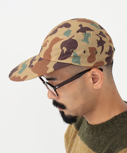BEAMS PLUS（ビームスプラス）の「フィッシング キャップ アニマルカモフラージュ（キャップ・メンズ・オリーブ/カーキ・ONE SIZE）」の4枚目の写真