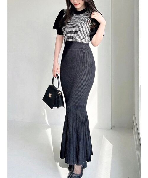 RESEXXY（リゼクシー）の「5分袖マーメイドニットワンピース（ワンピース・レディース・グリーン/モカ/ブラック・FREE）」の2枚目の写真