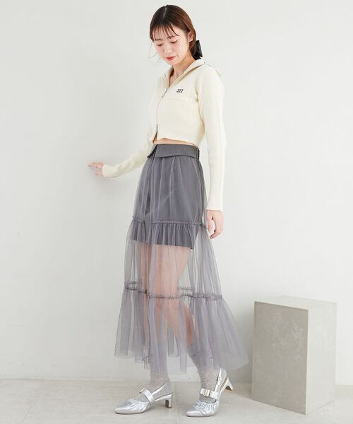 MAJESTIC LEGON(マジェスティックレゴン)の「チュールレイヤードミニスカート(スカート・レディース・ブラック/グレー/アイボリー・MEDIUM)」の5枚目の写真