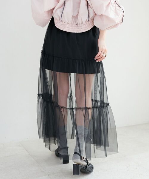 MAJESTIC LEGON(マジェスティックレゴン)の「チュールレイヤードミニスカート(スカート・レディース・ブラック/グレー/アイボリー・MEDIUM)」の16枚目の写真