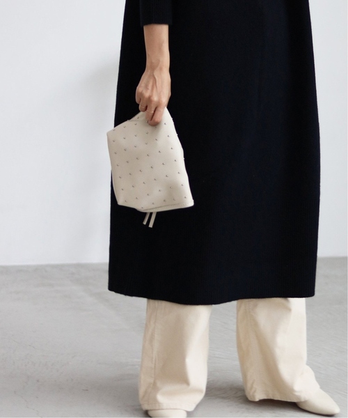 MARLON FIRENZE（マーロンフィレンツェ）の「《追加2》【MARLON FIRENZE/マルロン】 SHOPPER MINI STUDS：バッグ（ショルダーバッグ・レディース・ブラック/アイボリー・FREE）」の4枚目の写真