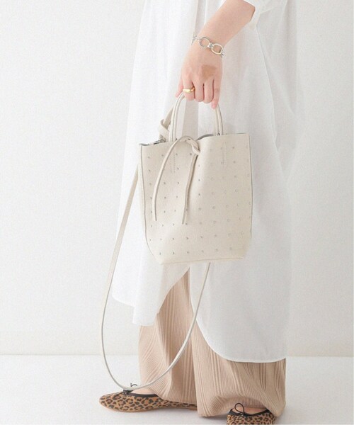 MARLON FIRENZE（マーロンフィレンツェ）の「《追加2》【MARLON FIRENZE/マルロン】 SHOPPER MINI STUDS：バッグ（ショルダーバッグ・レディース・ブラック/アイボリー・FREE）」の11枚目の写真