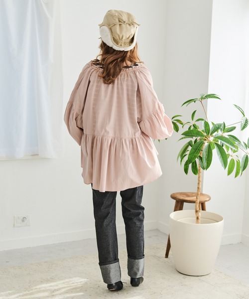 Crisp（クリスプ）の「ボリュームティアードブラウス（シャツ/ブラウス・レディース・アイボリー/ピンクベージュ/チャコールグレー・FREE）」の21枚目の写真