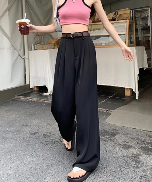 SEN TOKYO(セントーキョー)の「穿きやすさと美脚効果。セミワイドスラックスパンツ(スラックス・レディース・グレー/ブラック・L/M)」の1枚目の写真