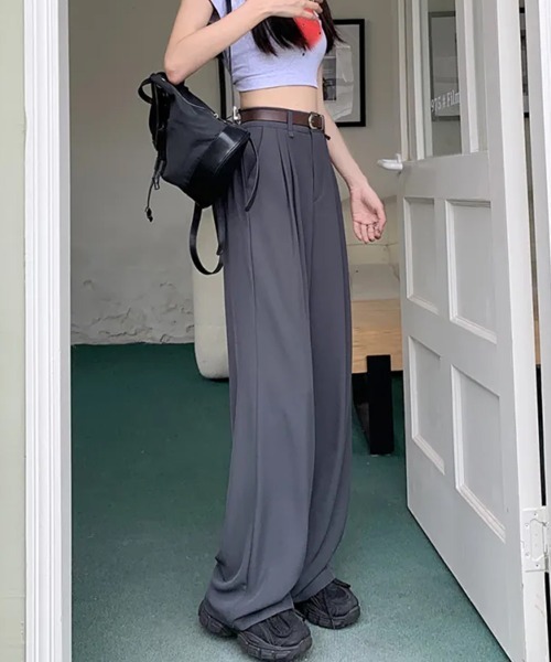 SEN TOKYO(セントーキョー)の「穿きやすさと美脚効果。セミワイドスラックスパンツ(スラックス・レディース・グレー/ブラック・L/M)」の10枚目の写真