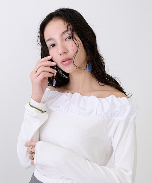 petit main LIEN(プティマインリアン)の「【LADIES】バルーン衿ロンT(Tシャツ/カットソー・レディース・チャコール/オフホワイト/ブラック・FREE)」の10枚目の写真