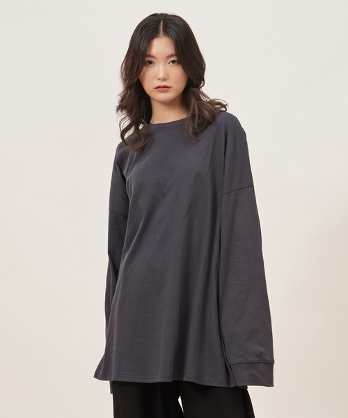 ROCOCO(ロココ)の「ゆったりトレンドTシャツ(Tシャツ/カットソー・レディース・チャコールグレー/アイボリー/ブラック・M~L)」の1枚目の写真