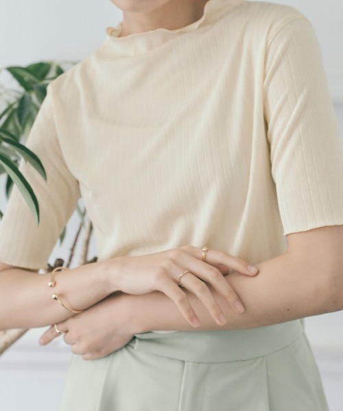 kirakiraShop(キラキラショップ)の「スーパー ストレッチ ソフト リブ トップス 半袖(Tシャツ/カットソー・レディース・ブラック/ベージュ系その他/アイボリー/ブルー系その他/イエロー系その他・S/M/L/XL)」の2枚目の写真