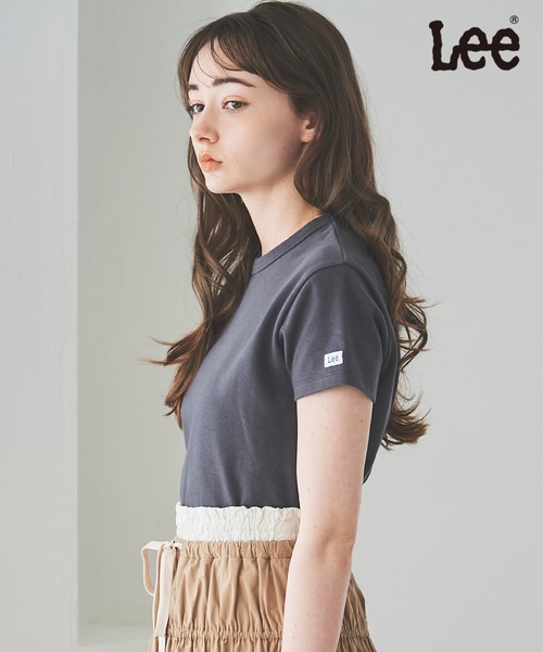 31 Sons de mode(トランテアン ソン ドゥ モード)の「【Leeコラボ】コンパクトフィットロゴTEE(Tシャツ/カットソー・レディース・オフホワイト/チャコールグレー・36)」の7枚目の写真