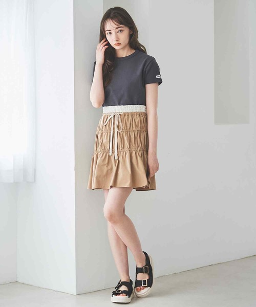 31 Sons de mode(トランテアン ソン ドゥ モード)の「【Leeコラボ】コンパクトフィットロゴTEE(Tシャツ/カットソー・レディース・オフホワイト/チャコールグレー・36)」の15枚目の写真