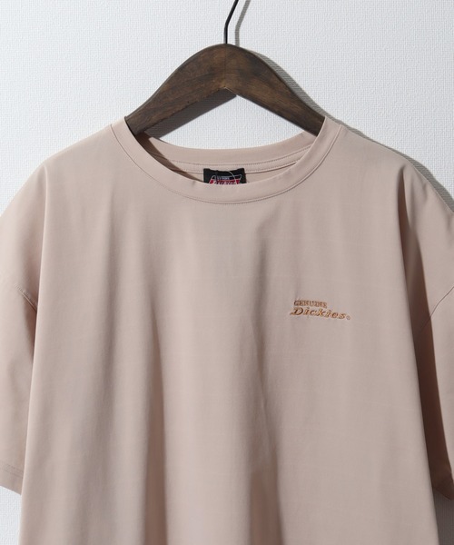 Dickies（ディッキーズ）の「【GENUINE DICKIES/ジェニュインディッキーズ】ワンポイント刺繍 半袖Tシャツワンピース（クイックドライ）（ワンピース・レディース・スミクロ/ライトグレー/ライトカーキ/ベージュ・M/L）」の9枚目の写真