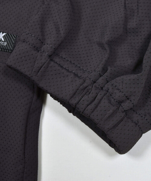 WASK（ワスク）の「【接触冷感/速乾/UVカット】異素材ポケットメッシュポケッタブルパーカー(100~160cm)（ブルゾン・キッズ・ブラック・120cm/130cm/140cm/150cm/160cm/110cm/100cm）」の11枚目の写真