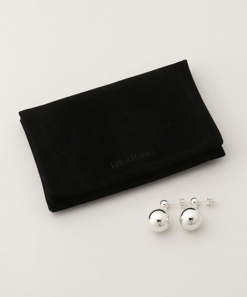 VERMEIL par iena(ヴェルメイユパーイエナ)の「LIE STUDIO(リエ スタジオ) The Julie Earrings 1014(ピアス(両耳用)・レディース・シルバー・FREE)」の8枚目の写真