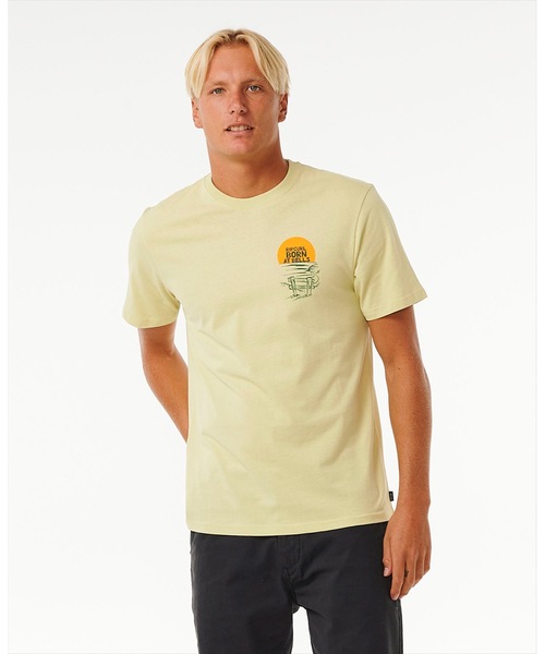 rip curl(リップカール)の「【RIPCURL(リップカール)】M KEEP ON TRUCKING TEE/バックプリント半袖Tシャツ(Tシャツ/カットソー・メンズ・イエロー系その他/ネイビー・LARGE/MEDIUM)」の5枚目の写真