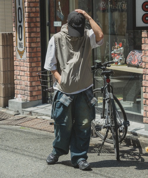 kutir(クティール)の「【低身長だからカッコよく着こなせるアイテム】ヴィンテージライクポケットカーゴデニム(デニムパンツ・メンズ・ブラック/インディゴブルー・SMALL/MEDIUM)」の9枚目の写真