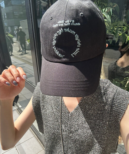 mystic（ミスティック）の「サークルロゴキャップ（ハット・レディース・ベージュ/ブラック/オフホワイト・ONE SIZE）」の8枚目の写真