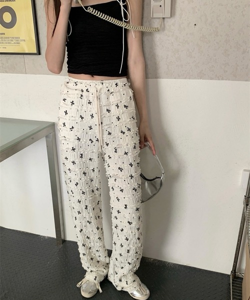 LYEON(リヨン)の「リボンプリントフリルパンツ(その他パンツ・レディース・オフホワイト/ブラック・FREE)」の12枚目の写真