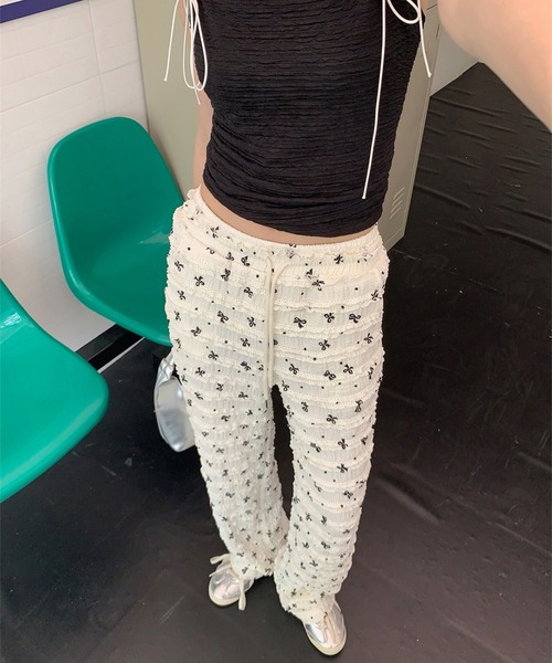 LYEON(リヨン)の「リボンプリントフリルパンツ(その他パンツ・レディース・オフホワイト/ブラック・FREE)」の16枚目の写真