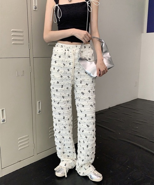 LYEON(リヨン)の「リボンプリントフリルパンツ(その他パンツ・レディース・オフホワイト/ブラック・FREE)」の17枚目の写真